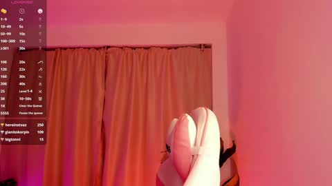 Snapshot of kali_ka chatting on January 14, 11:27 pm Kali Ka Please help me with your thumbs up its important dont forget my birthday on October 26 online show from January 14, 11:27 pm