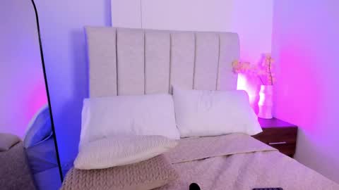 Kali Bloom  online show from May 9, 11:54 pm