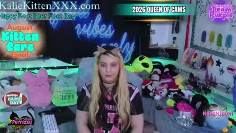 KalieKitten online show from August 6, 11:06 pm