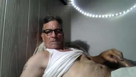 Snapshot of kalifornia91666 chatting on November 1, 8:00 pm kalifornia91666 online show from November 1, 8:00 pm