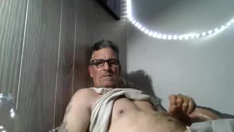 Snapshot of kalifornia91666 chatting on November 9, 7:23 pm kalifornia91666 online show from November 9, 7:23 pm