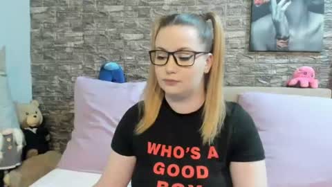 kalindahot online show from July 4, 6:03 pm