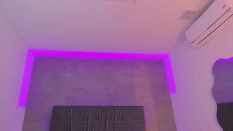 Carolina   online show from January 25, 3:41 pm