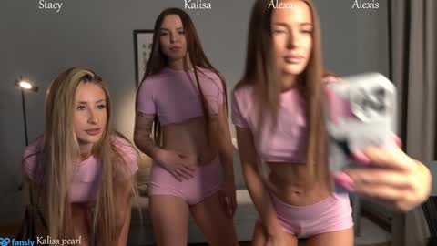 Snapshot of kalisa_pearl chatting on October 11, 8:51 pm Please call me Kalisa online show from October 11, 8:51 pm