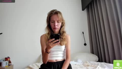 Kalisee  online show from March 15, 5:24 am