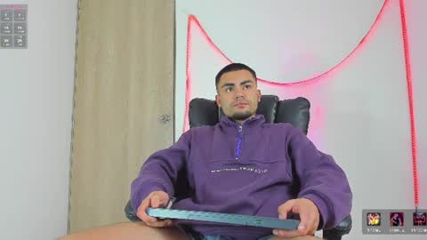 K A L I online show from June 19, 7:34 am