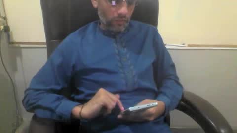 Snapshot of kami99099 chatting on October 17, 4:48 am kami99099 online show from October 17, 4:48 am