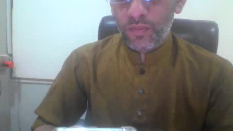 kami99099 online show from May 6, 4:30 am
