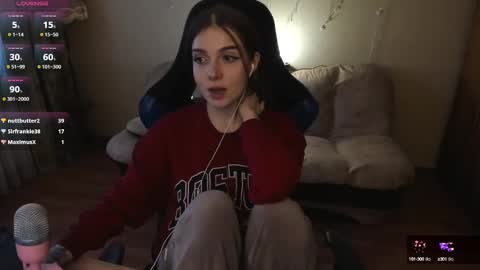 Snapshot of kami_mur chatting on February 12, 5:26 am Kami mur online show from February 12, 5:26 am