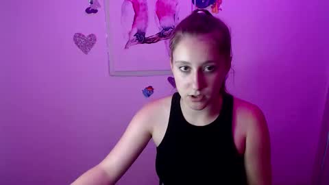 Snapshot of kamilla_love_ chatting on September 16, 12:28 pm kamilla_love_ online show from September 16, 12:28 pm
