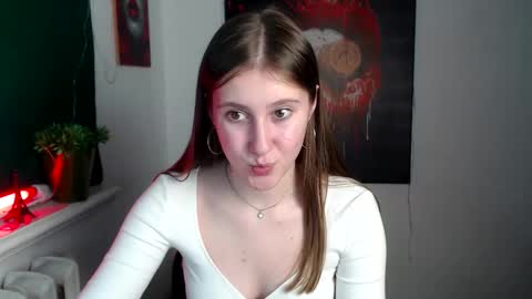 Snapshot of kamilla_love_ chatting on November 29, 2:31 pm kamilla_love_ online show from November 29, 2:31 pm