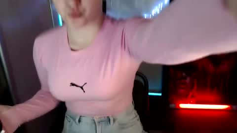 kamilla_love_ online show from April 29, 12:09 pm