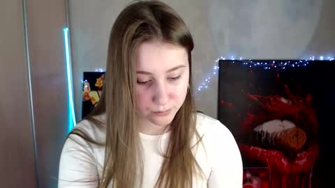 kamilla_love_ online show from May 2, 12:21 pm