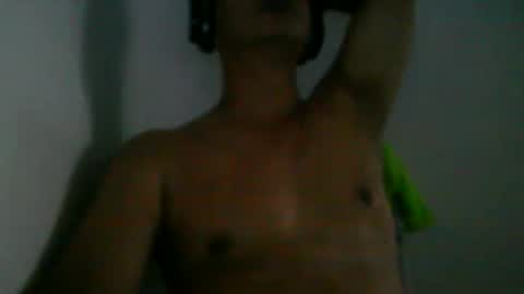 Snapshot of kamilo69_ chatting on January 5, 10:46 pm Kamilo online show from January 5, 10:46 pm
