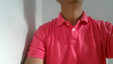 Snapshot of kamilo69_ chatting on February 24, 12:36 pm Kamilo online show from February 24, 12:36 pm