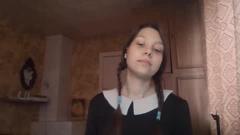 Mari  Simmons online show from October 27, 2:59 am