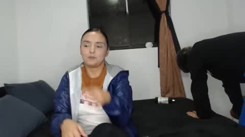 kammy   y   camila online show from April 28, 11:32 pm