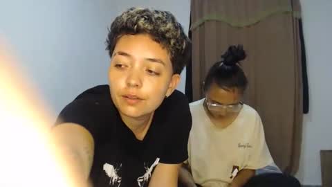 kammy   y   camila online show from May 5, 12:07 am