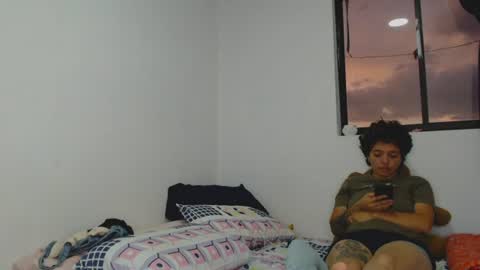 kammy   y   camila online show from July 17, 11:20 pm