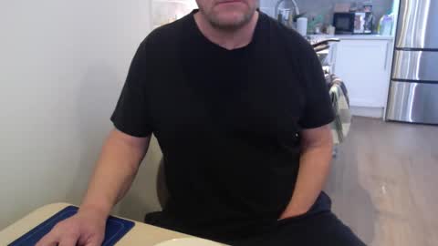 Snapshot of kanadians chatting on March 29, 2:39 pm Cam with Me Vixens DM me online show from March 29, 2:39 pm