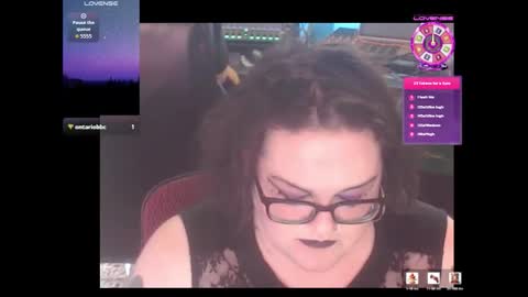 Snapshot of kandeeriot chatting on February 25, 7:23 pm Kandee Riot online show from February 25, 7:23 pm