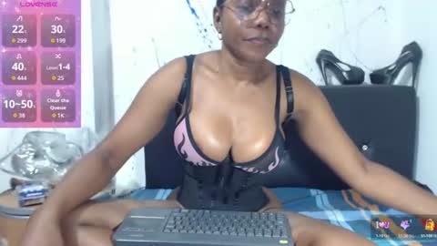 Paola online show from July 18, 6:01 pm