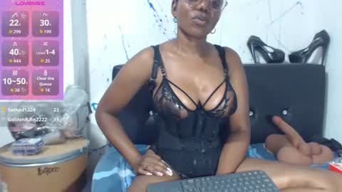 Paola online show from July 23, 1:58 am