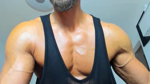 Snapshot of kanegriffin26 chatting on February 8, 1:22 am Kane OF strongkane online show from February 8, 1:22 am