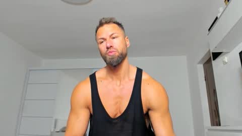 Snapshot of kanegriffin26 chatting on February 14, 5:03 pm Kane OF strongkane online show from February 14, 5:03 pm