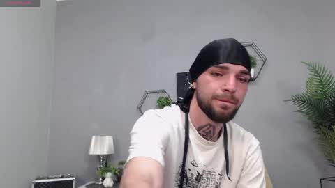 Kane online show from April 28, 7:52 pm