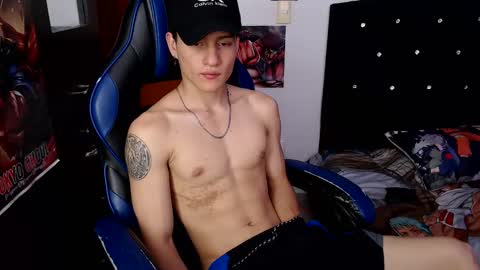 andres online show from March 5, 7:49 pm