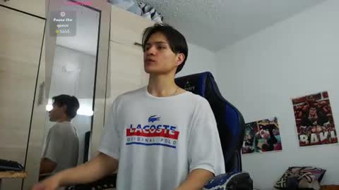 Snapshot of kanekixxxhot chatting on July 3, 11:38 am andres online show from July 3, 11:38 am