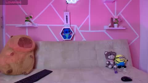 kaoriille online show from November 9, 4:22 am