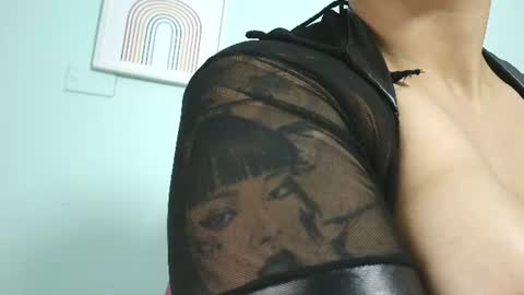 kaory_azumi online show from June 15, 8:00 pm
