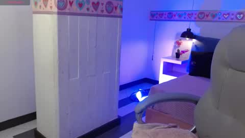 kaoryy_1 online show from December 16, 11:37 am