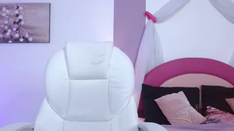 kaoryy_1 online show from May 2, 11:26 am
