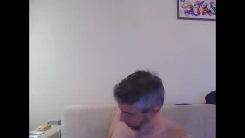 Snapshot of kap400 chatting on December 8, 5:44 pm kap400 online show from December 8, 5:44 pm