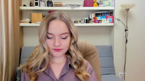 Snapshot of kara_smith_ chatting on January 30, 11:02 pm Kara. Off from 15th till 24th of December online show from January 30, 11:02 pm