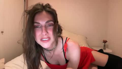 Snapshot of karafayerose chatting on March 21, 2:05 am Kara Faye online show from March 21, 2:05 am