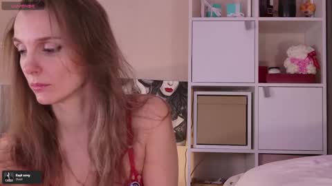 Julia online show from April 30, 11:31 pm