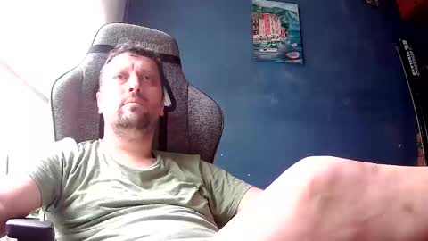 karasimsek54 online show from May 9, 10:31 am