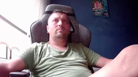 karasimsek54 online show from May 17, 9:28 am