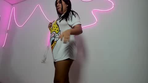 Snapshot of karen_josy chatting on November 29, 4:15 am karen_josy online show from November 29, 4:15 am