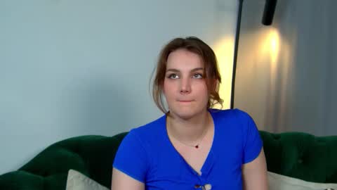 Snapshot of karenclarks chatting on September 10, 6:19 pm Karen online show from September 10, 6:19 pm