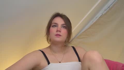 Snapshot of karenclarks chatting on October 9, 6:39 pm Karen online show from October 9, 6:39 pm