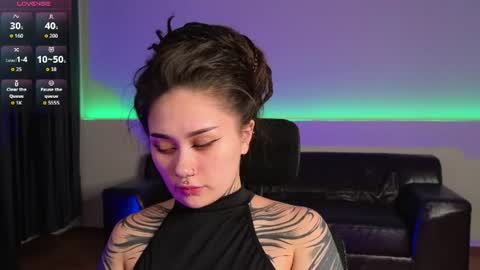 Snapshot of karenhotflirt chatting on June 11, 2:15 pm karenhotflirt online show from June 11, 2:15 pm