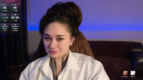 Snapshot of karenhotflirt chatting on June 12, 3:00 pm karenhotflirt online show from June 12, 3:00 pm