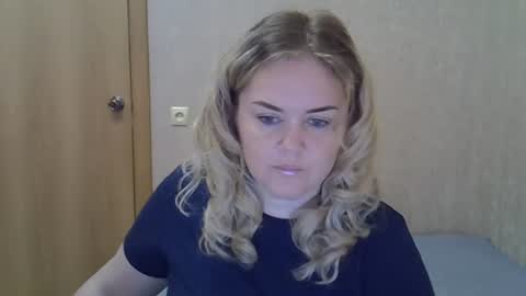 Snapshot of karennelsonx chatting on June 26, 9:57 am karennelsonx online show from June 26, 9:57 am
