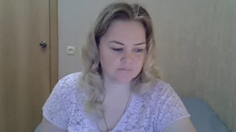 Snapshot of karennelsonx chatting on July 25, 10:35 am karennelsonx online show from July 25, 10:35 am
