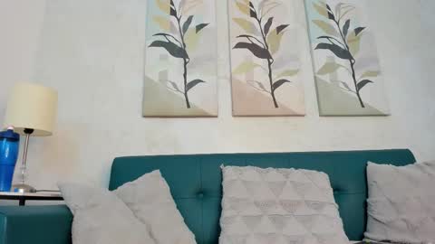 Kari  online show from November 27, 7:16 pm